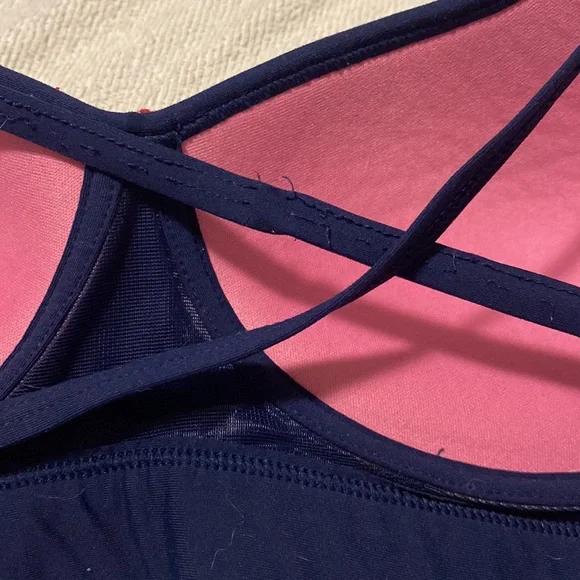 PINK/ VS ultimate criss cross bra size small - Picture 6 of 6